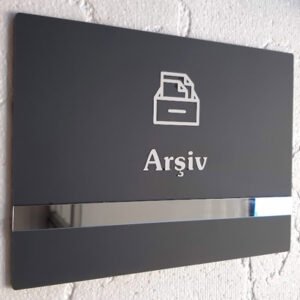 Kapı İsimliği 56